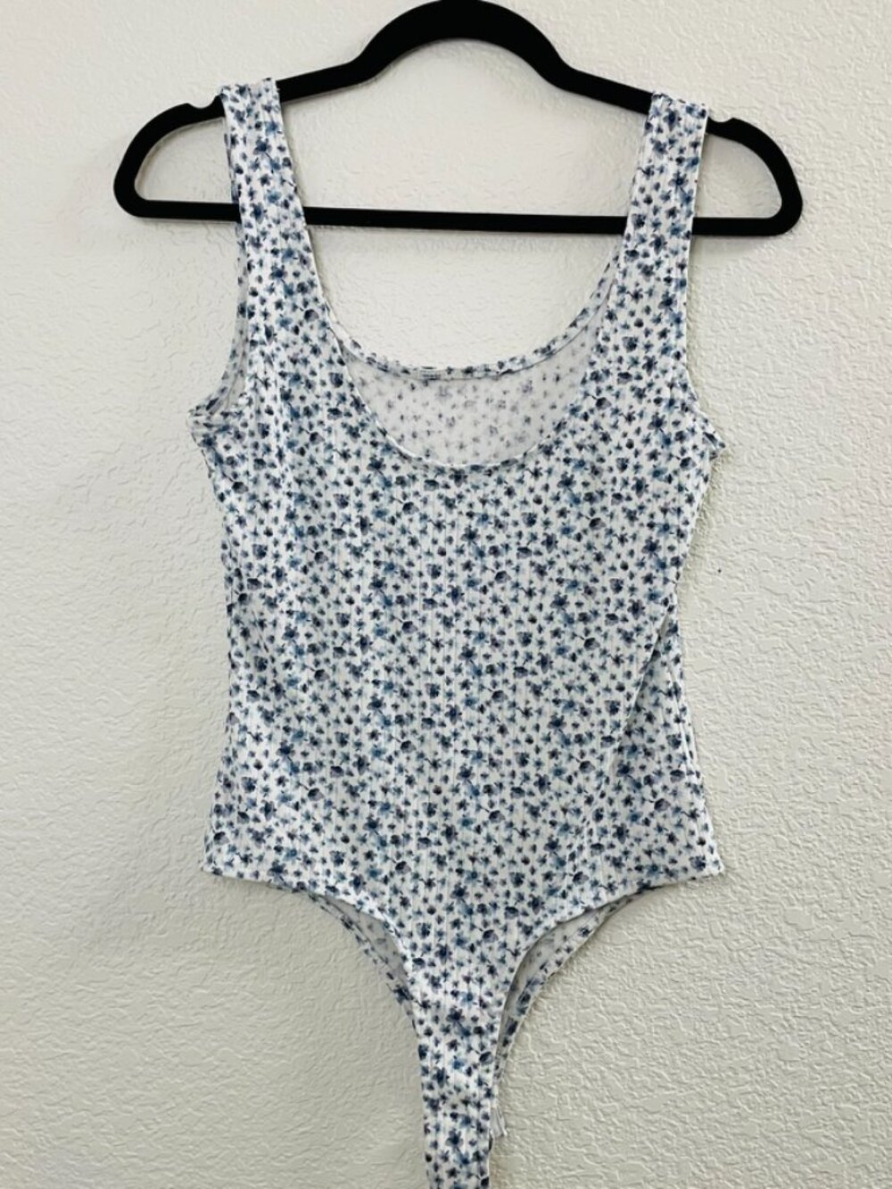 White Blue Floral Tank Top Stretchy Bodysuit | Medium - Picture 3 of 5